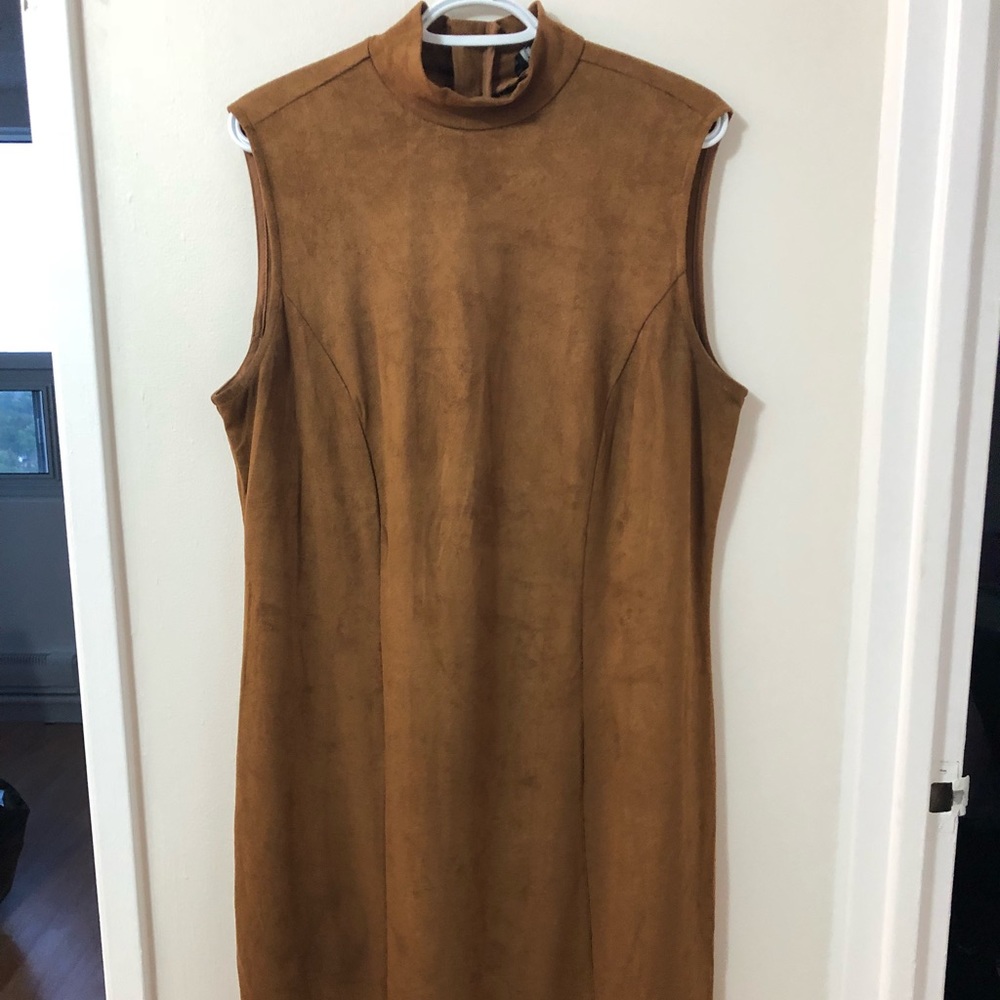 Michel Studio faux shade mock neck maxi dress